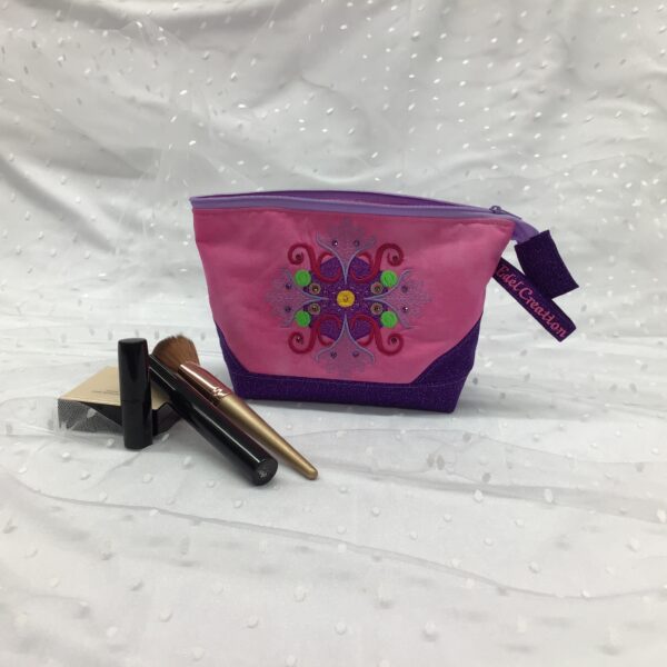 Bestickte Kosmetiktasche bestickt mit Strass Steine, Lady - Beauty Case, Schminktasche,  Kulturtasche